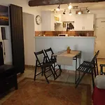 Vieille 1 - Luca's Apartment, 1 Bedroom, Max 2 Adults And 2 Kids *