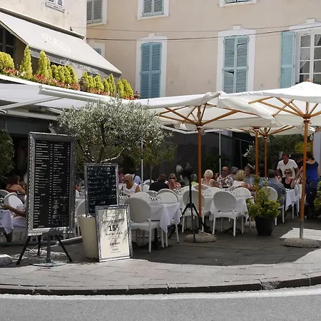 Vieille 1 - Luca's Apartment, 1 Bedroom, Max 2 Adults And 2 Kids Appartement Antibes
