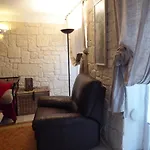 شقة Vieille 1 - Luca's Apartment, 1 Bedroom, Max 2 Adults And 2 Kids *