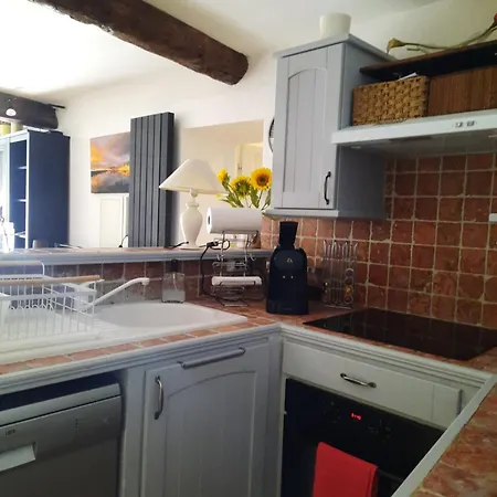 Vieille 1 - Luca's Apartment, 1 Bedroom, Max 2 Adults And 2 Kids Apartment