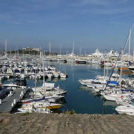 Vieille 1 - Luca's Apartment, 1 Bedroom, Max 2 Adults And 2 Kids * Antibes